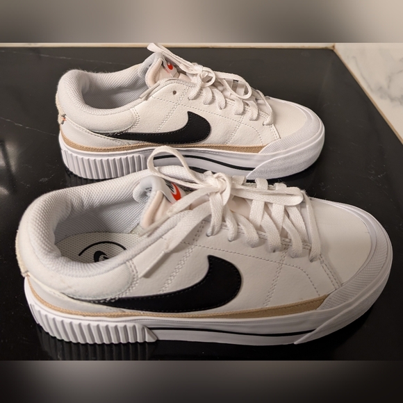 Nike Court Legacy Lift Platform Sneakers Size 7 MSRP $94.99 - Picture 5 of 11